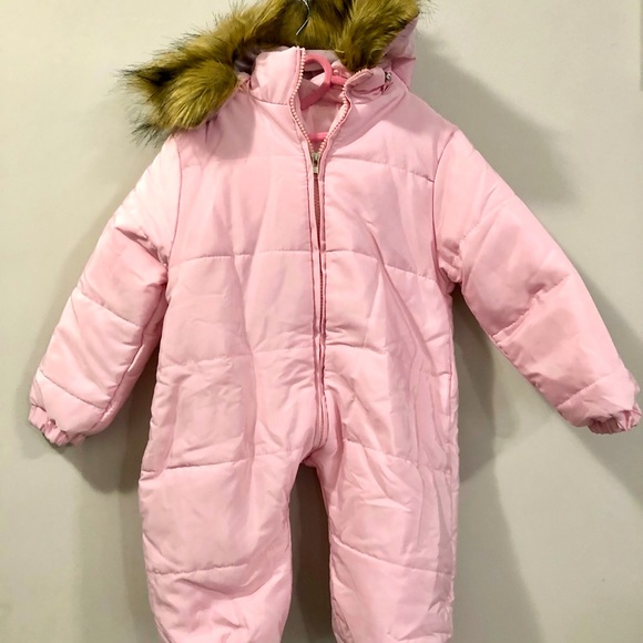 BNWT - Picture 2 of 2